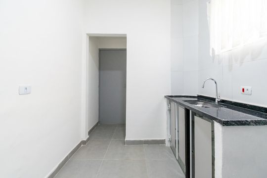 Cozinha de casa de condomínio para alugar com 1 quarto, 26m² em Jabaquara, São Paulo