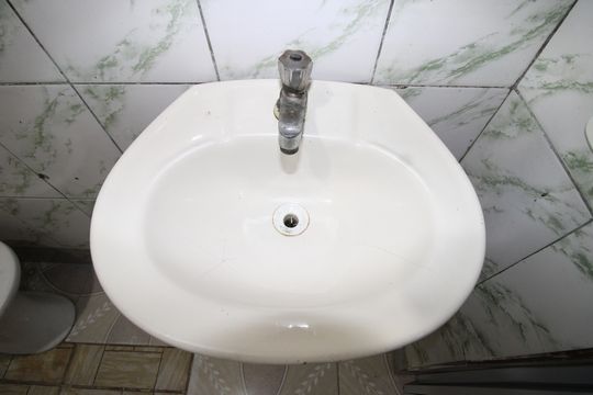 Banheiro de casa para alugar com 1 quarto, 25m² em Vila Seabra, São Paulo