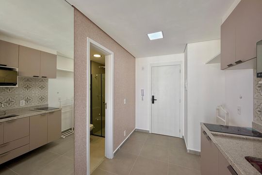 Cozinha  de kitnet/studio para alugar com 1 quarto, 25m² em Santo Amaro, São Paulo