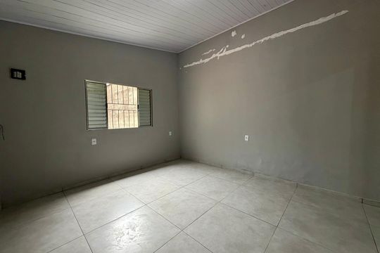 Quarto 1 de casa para alugar com 1 quarto, 55m² em Jardim Ana Estela, Carapicuíba