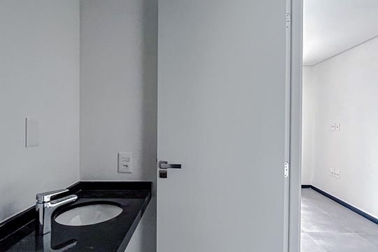 Banheiro de kitnet/studio à venda com 1 quarto, 30m² em Tatuapé, São Paulo