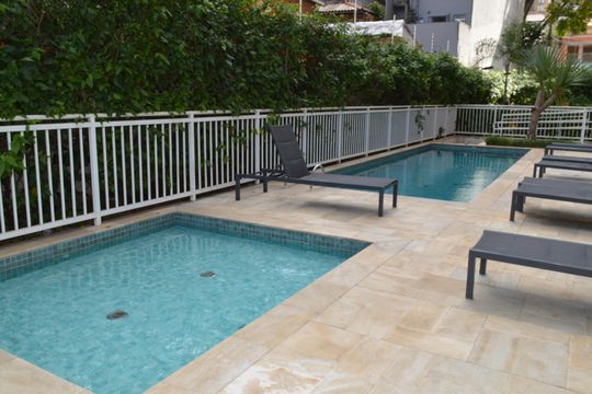 Piscina de apartamento para alugar com 2 quartos, 38m² em Sé, São Paulo