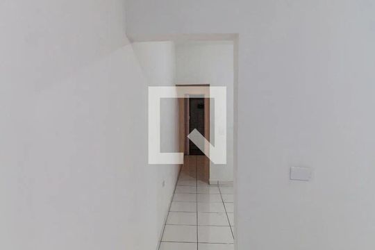 Corredor de casa para alugar com 2 quartos, 62m² em Parque Viana, Barueri