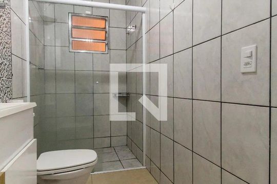Banheiro de casa para alugar com 2 quartos, 62m² em Parque Viana, Barueri