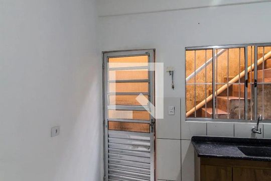 Cozinha de casa para alugar com 2 quartos, 62m² em Parque Viana, Barueri