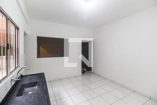 Cozinha de casa para alugar com 2 quartos, 62m² em Parque Viana, Barueri