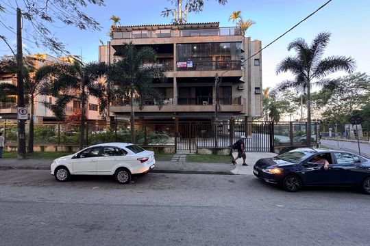 Fachada de apartamento à venda com 3 quartos, 148m² em Recreio dos Bandeirantes, Rio de Janeiro