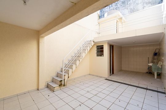 Quintal  de casa à venda com 2 quartos, 83m² em Vila Santa Catarina, São Paulo