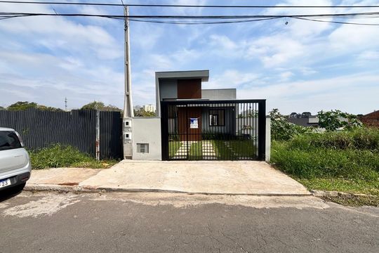 Placa instalada em 26/08/2026 com o código NNYG-134 de casa à venda com 3 quartos, 84m² em Santa Teresa, São Leopoldo