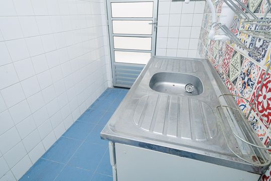 Cozinha de casa de condomínio para alugar com 2 quartos, 45m² em Paciência, Rio de Janeiro
