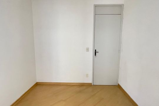 Quarto 2 de apartamento para alugar com 2 quartos, 54m² em Jardim das Vertentes, São Paulo