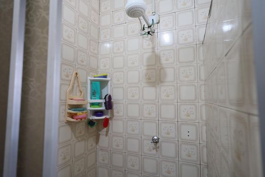 Banheiro social de casa à venda com 3 quartos, 518m² em Santo Antônio, Osasco
