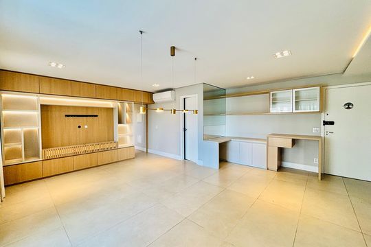 Apartamento para alugar com 2 quartos, 96m² em Alphaville Conde Ii, Barueri