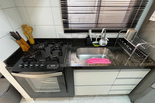 Cozinha de apartamento à venda com 2 quartos, 54m² em Vila Humaita, Santo André