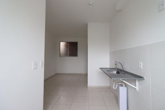Cozinha de apartamento para alugar com 2 quartos, 43m² em Jardim Emília, Ribeirão Preto