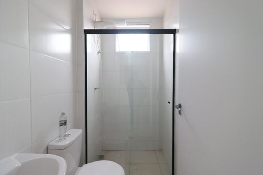 Banheiro de apartamento para alugar com 2 quartos, 43m² em Jardim Emília, Ribeirão Preto