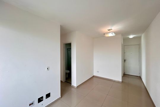 Apartamento para alugar com 3 quartos, 60m² em Vila Inglesa, São Paulo
