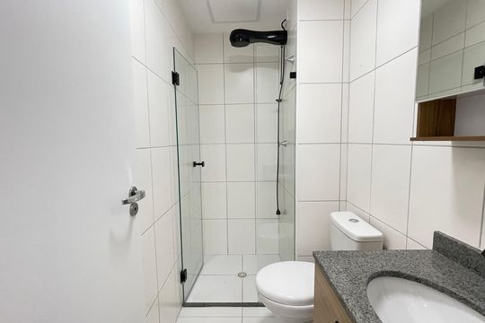 Banheiro de apartamento para alugar com 2 quartos, 39m² em Butantã, São Paulo