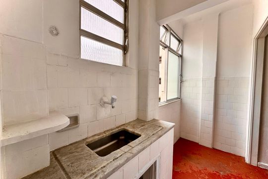 Kitnet/Studio para alugar com 1 quarto, 40m² em Glória, Rio de Janeiro