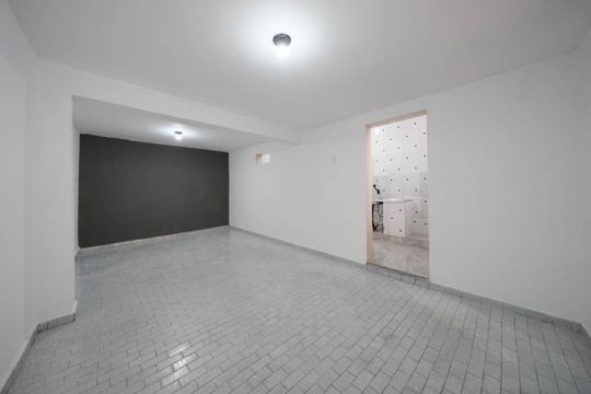 Casa para alugar com 1 quarto, 40m² em Parque Boturussu, São Paulo