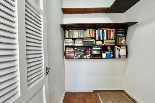 Quarto de serviço de apartamento para alugar com 3 quartos, 135m² em Botafogo, Rio de Janeiro