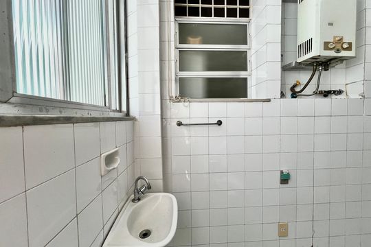 Área de serviço de apartamento para alugar com 3 quartos, 135m² em Botafogo, Rio de Janeiro
