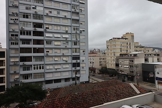 Vista  de kitnet/studio para alugar com 1 quarto, 37m² em Rio Branco, Porto Alegre