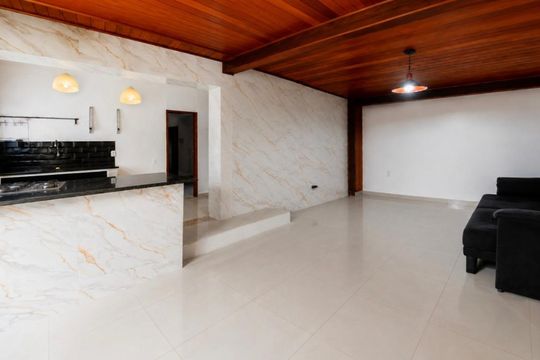 Casa para alugar com 1 quarto, 50m² em Vargem Pequena, Rio de Janeiro