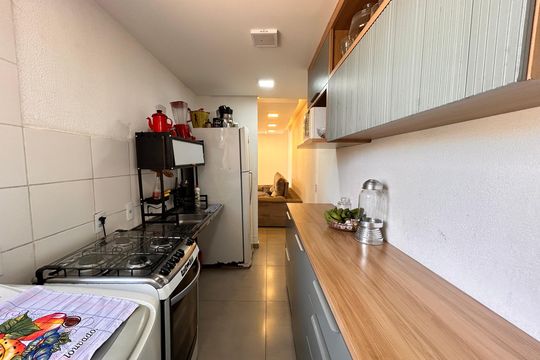 Apartamento à venda com 2 quartos, 67m² em Pedra Azul, Contagem