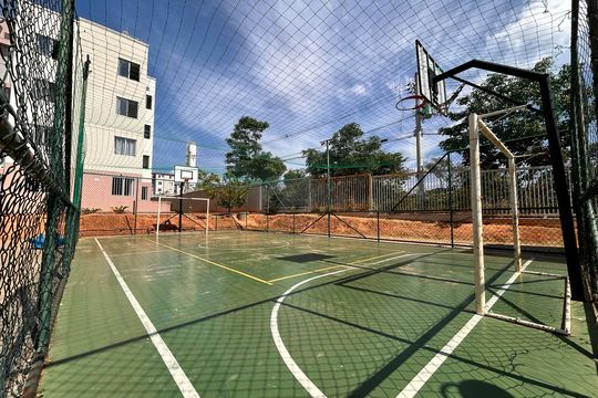 Apartamento à venda com 2 quartos, 67m² em Pedra Azul, Contagem
