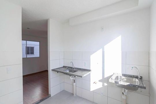 Cozinha de apartamento à venda com 2 quartos, 45m² em Bom Jesus, Contagem