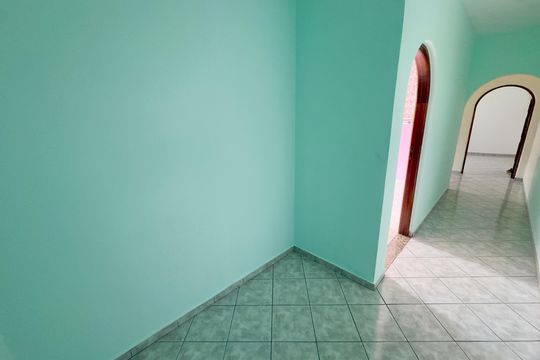 Corredor de casa para alugar com 1 quarto, 150m² em Cidade Serodio, Guarulhos