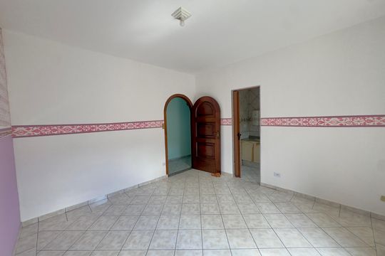 Quarto de casa para alugar com 1 quarto, 150m² em Cidade Serodio, Guarulhos