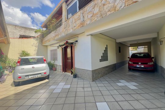 Garagem de casa para alugar com 1 quarto, 150m² em Cidade Serodio, Guarulhos