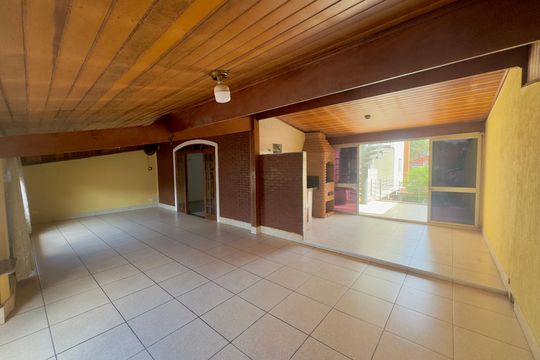 Sacada de casa para alugar com 1 quarto, 150m² em Cidade Serodio, Guarulhos