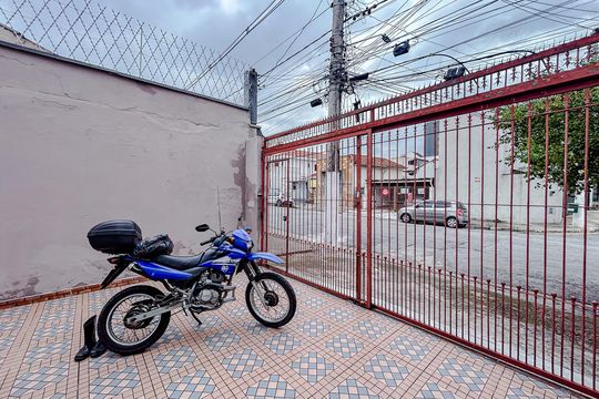 Garagem de casa para alugar com 3 quartos, 100m² em Chácara Santo Antônio (zona Leste), São Paulo