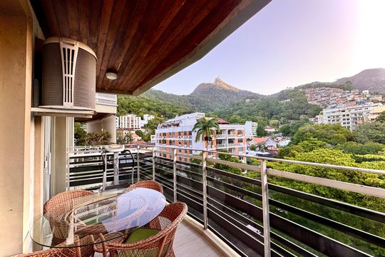 Apartamento à venda com 3 quartos, 129m² em Cosme Velho, Rio de Janeiro