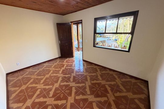 Salas de casa para alugar com 2 quartos, 60m² em Araras, Petrópolis