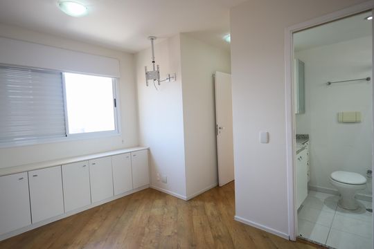 Suíte 1 de apartamento para alugar com 3 quartos, 80m² em Vila Yara, Osasco