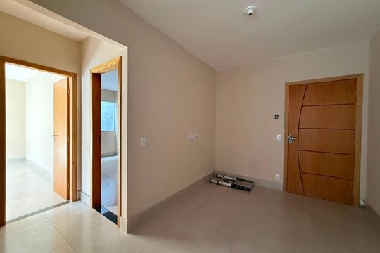 Apartamento para alugar com 2 quartos, 65m² em Chacaras Reunidas Santa Terezinha, Contagem