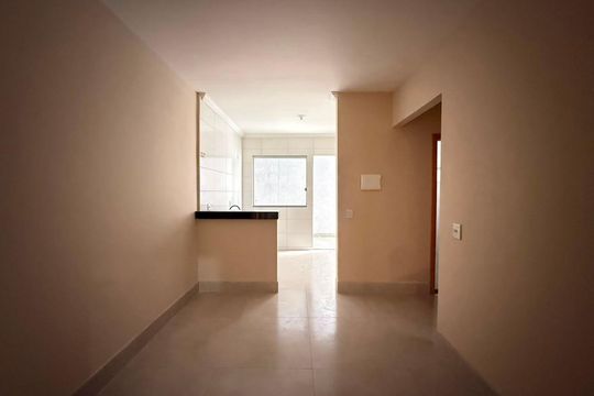 Sala de apartamento para alugar com 2 quartos, 65m² em Chacaras Reunidas Santa Terezinha, Contagem