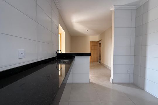 Cozinha de apartamento para alugar com 2 quartos, 60m² em Chacaras Reunidas Santa Terezinha, Contagem