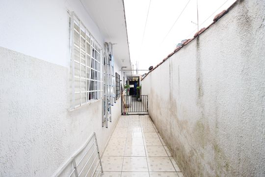 Corredor lateral de casa à venda com 3 quartos, 62m² em Jardim Sao Joao (guaianazes), São Paulo