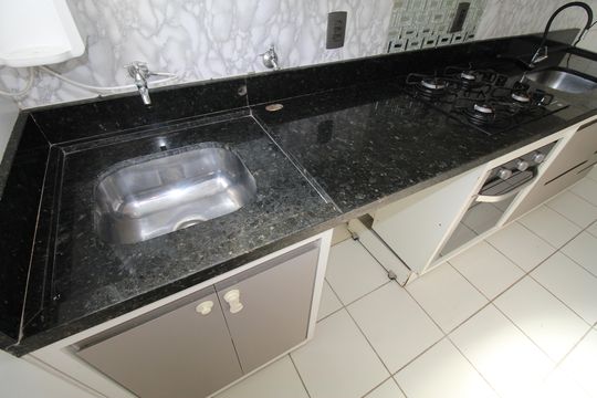 Cozinha de apartamento para alugar com 2 quartos, 45m² em Palmeiras de São José, São José dos Campos
