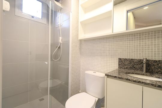 Banheiro  de apartamento para alugar com 1 quarto, 26m² em Barra Funda, São Paulo
