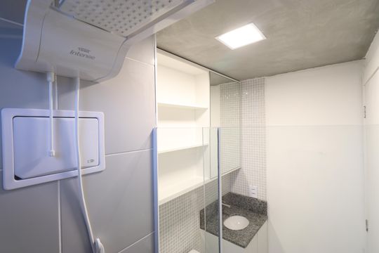 Banheiro  de apartamento para alugar com 1 quarto, 26m² em Barra Funda, São Paulo