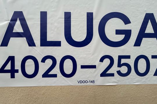 Placa de apartamento para alugar com 2 quartos, 55m² em Centro, Florianópolis