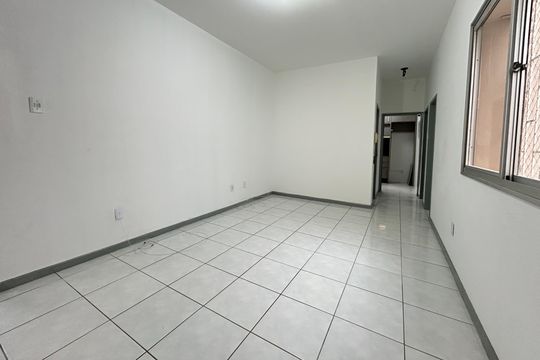 Sala de apartamento para alugar com 2 quartos, 55m² em Centro, Florianópolis