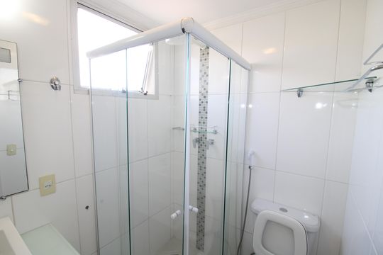 Banheiro de apartamento à venda com 2 quartos, 63m² em Jardim Paraíso, São Paulo