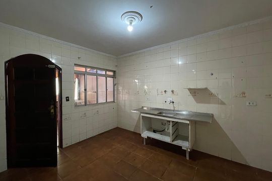 Cozinha de casa para alugar com 2 quartos, 100m² em Jardim Coimbra, São Paulo